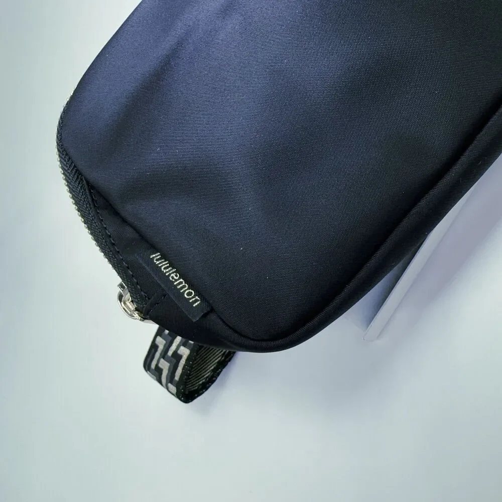 Lululemon Everywhere 1L Black Belt Bag Fanny Pack Crossbody Monogram Metallic - Picture 3 of 11